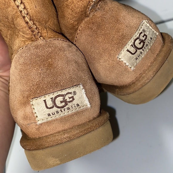 Ugg Eva boots classic tan slip on sheepskin warm soft 6‎ size classic - Picture 2 of 4